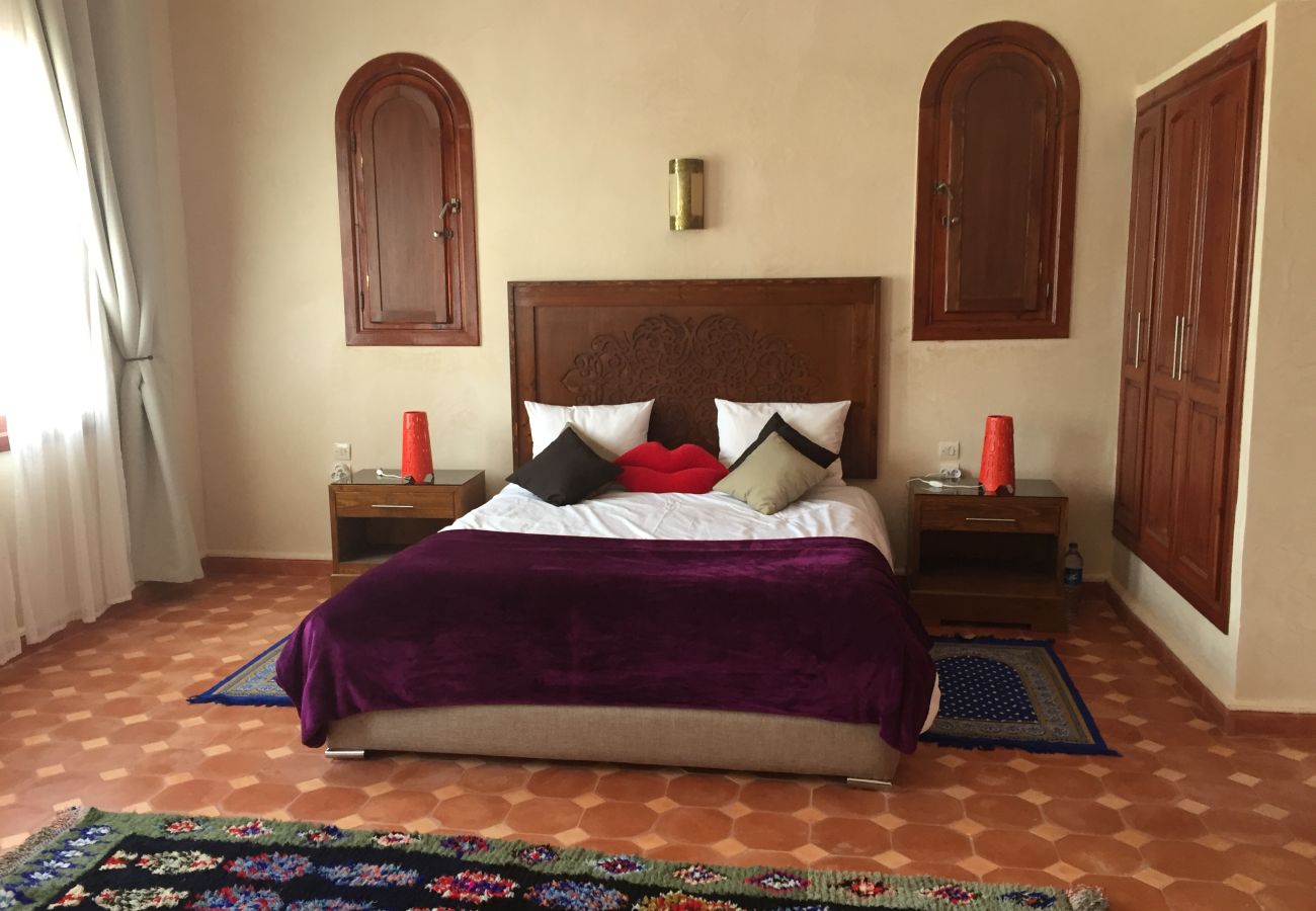 Rent by room in Essaouira - Suite Tidzi petit-déjeuner compris vue Piscine