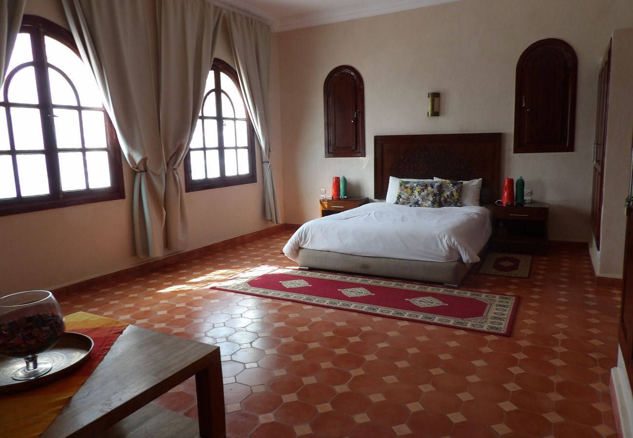 Rent by room in Essaouira - Suite Tidzi petit-déjeuner compris vue Piscine