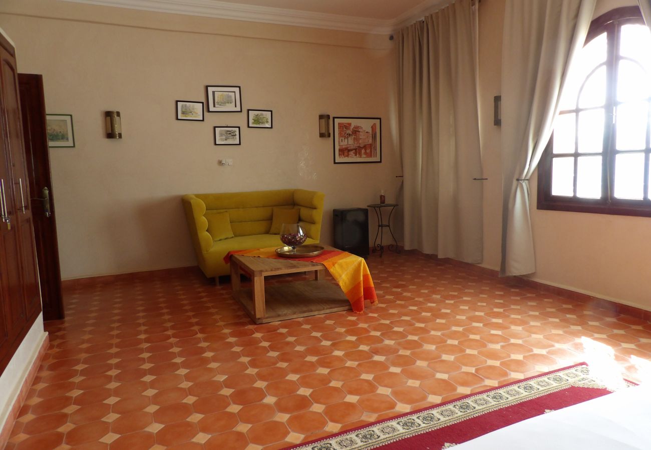 Rent by room in Essaouira - Suite Tidzi petit-déjeuner compris vue Piscine