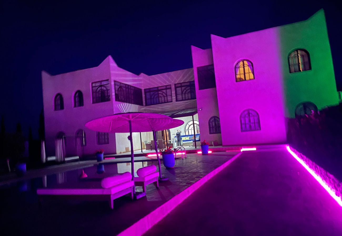 Rent by room in Essaouira - Suite Gnaoua petit-déjeuner compris vue piscine