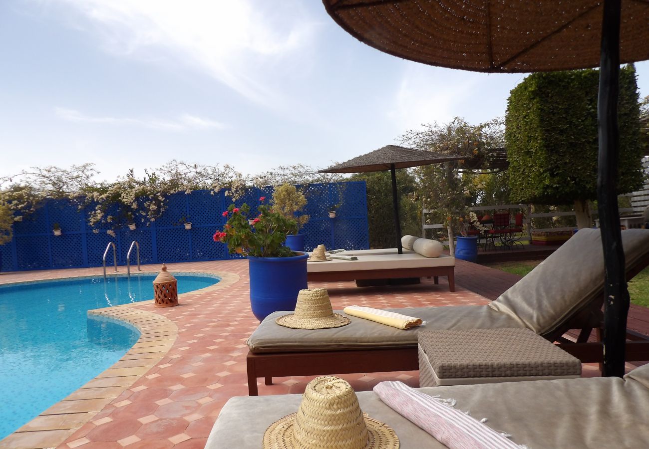 Rent by room in Essaouira - Suite Gnaoua petit-déjeuner compris vue piscine
