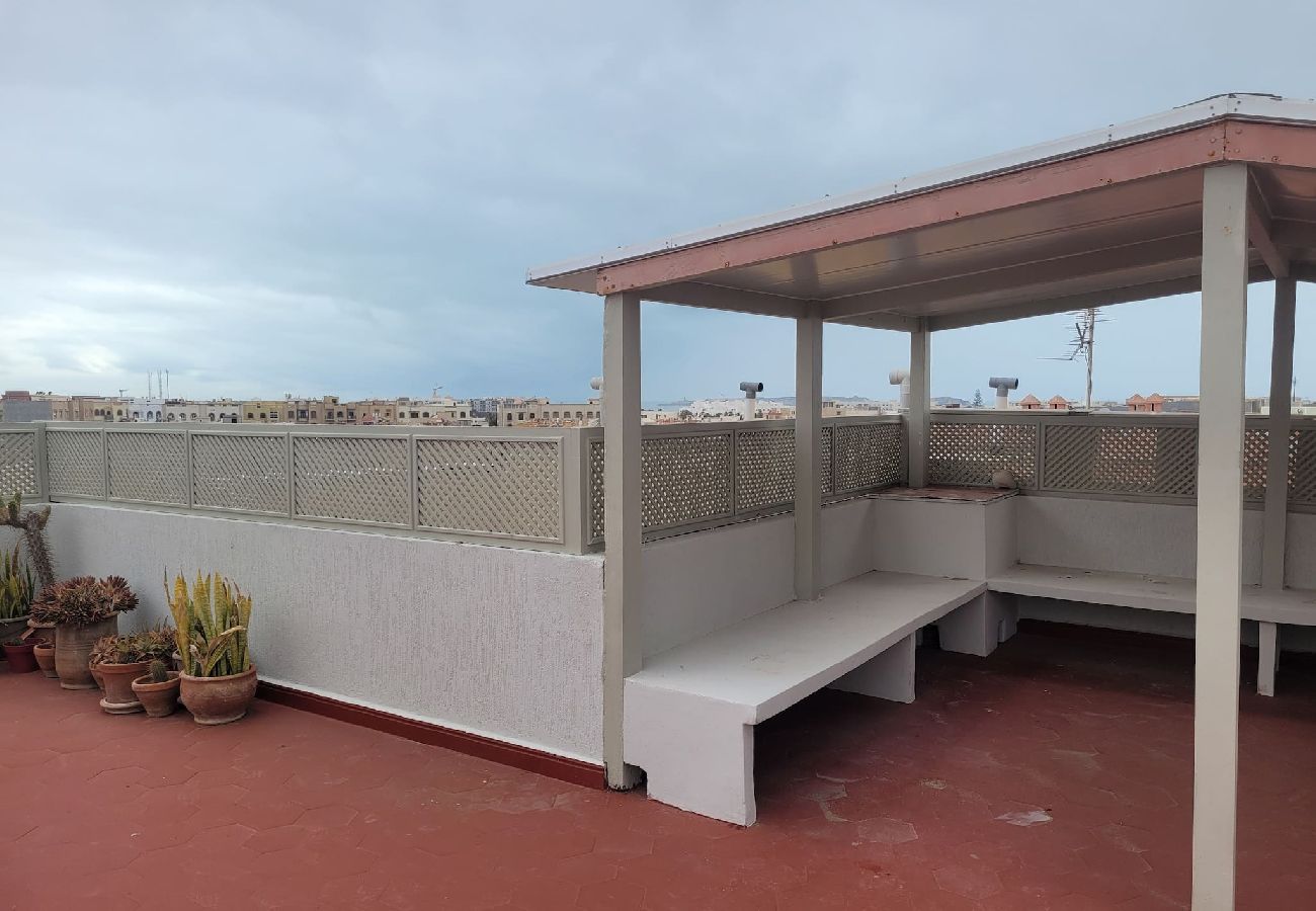 Apartment in Essaouira - Appartement terrasse vue Océan 2 chambres quartier calme