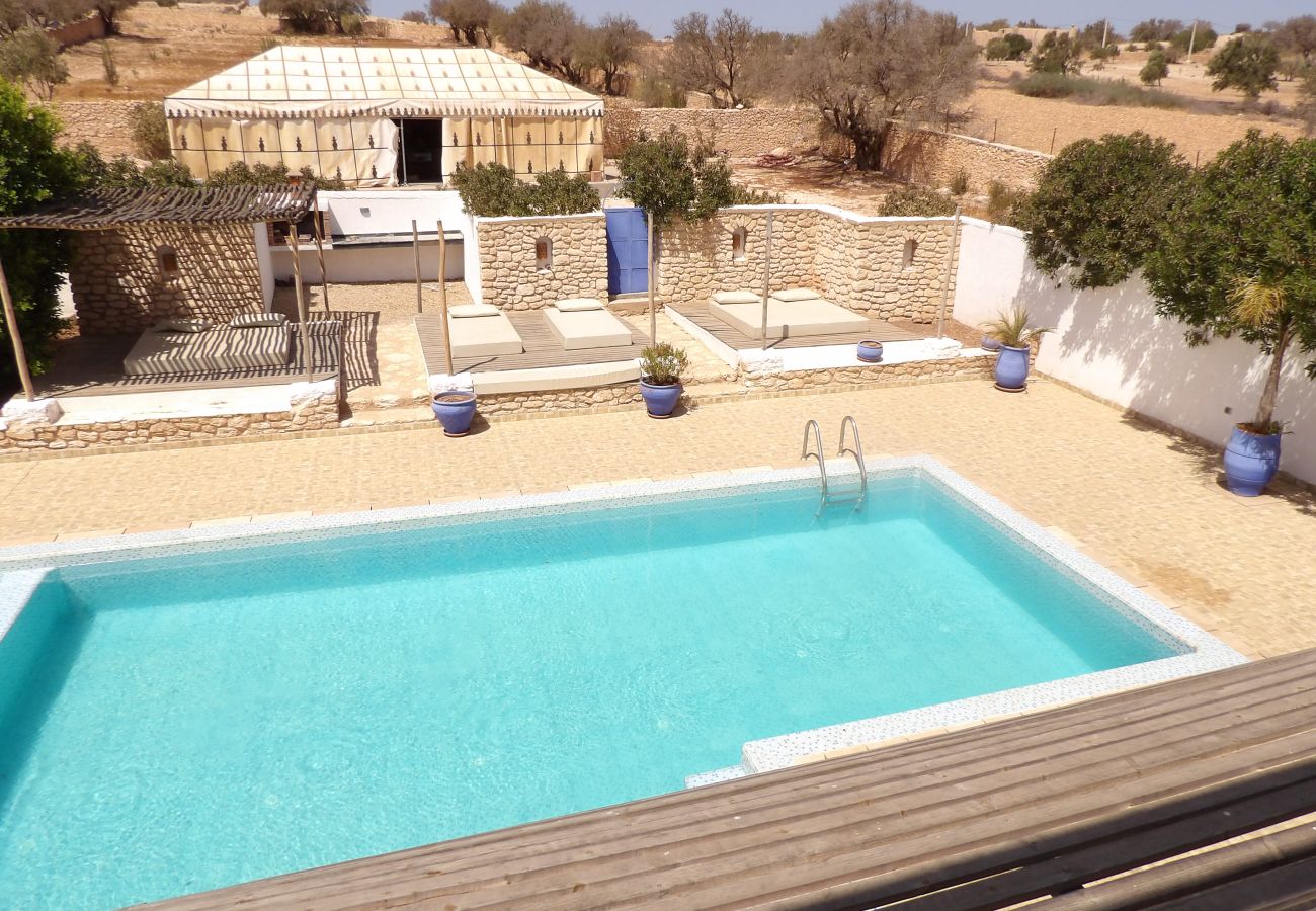 Villa in Essaouira - Villa climatisée avec piscine privée à 15 mn des plages