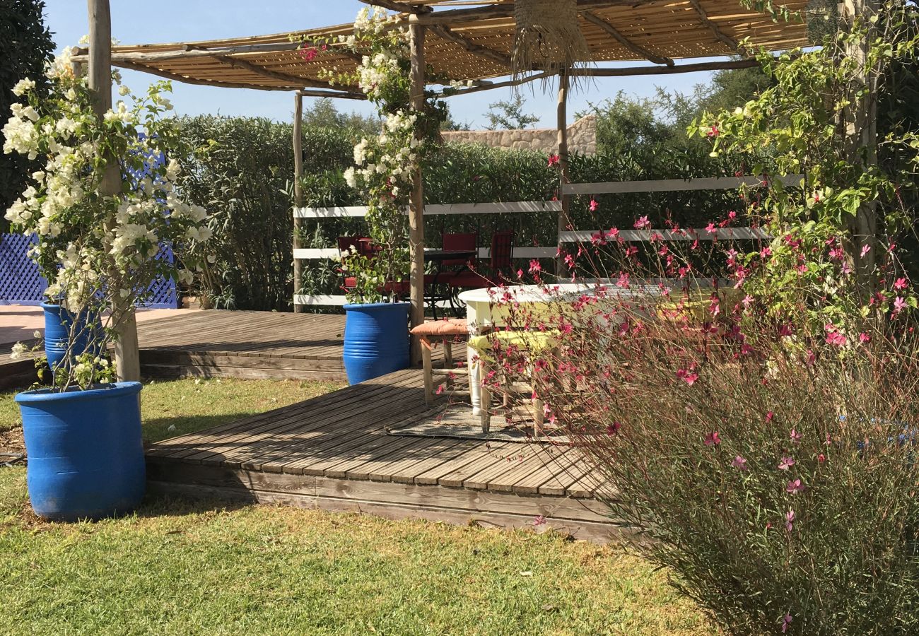 Chambres d'hôtes à Essaouira - Chambre Bouzama petit-déjeuner compris,  vue Piscine