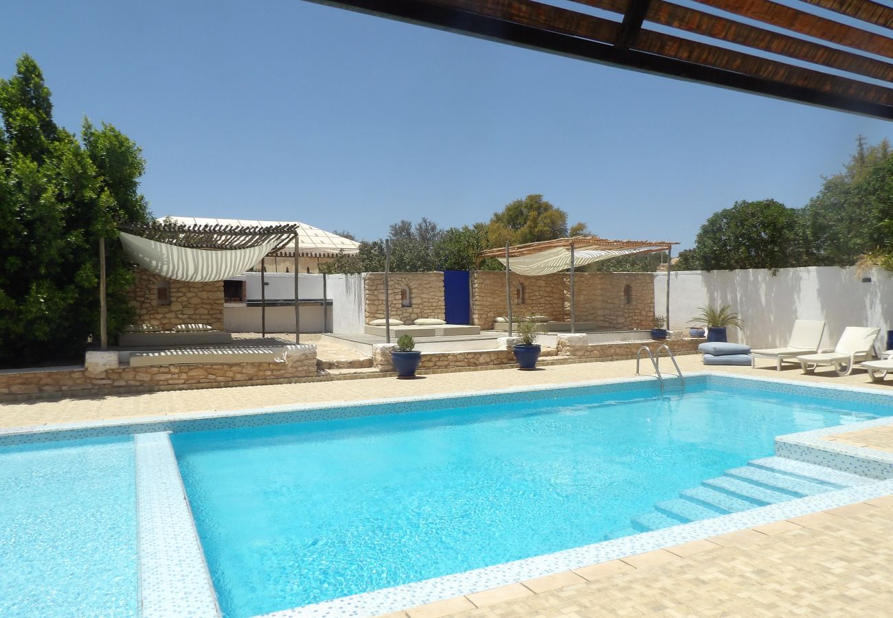 Villa à Essaouira - Villa climatisée avec piscine privée à 15 mn des plages